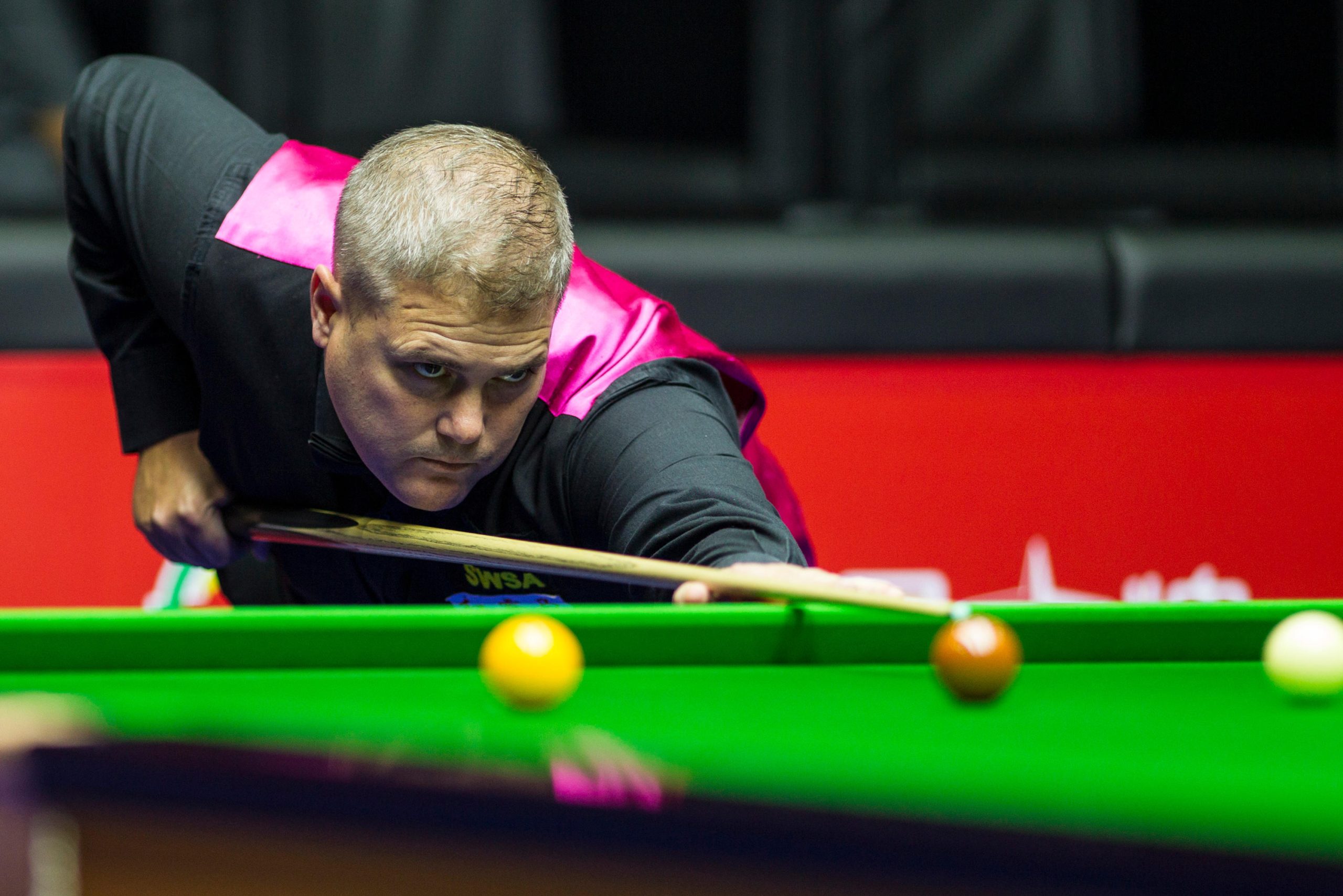 Robert Milkins snooker